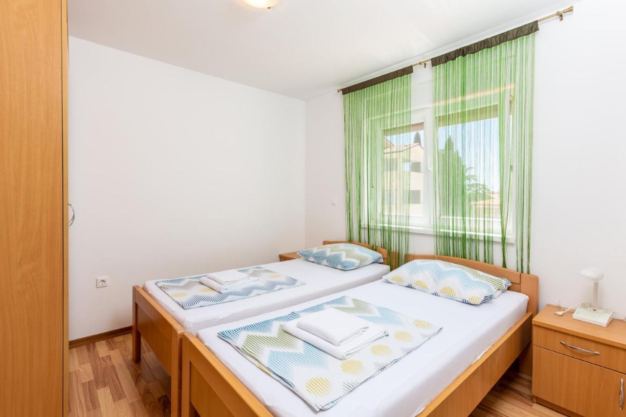 Dragan K1 Hotel Medulin Kültér fotó