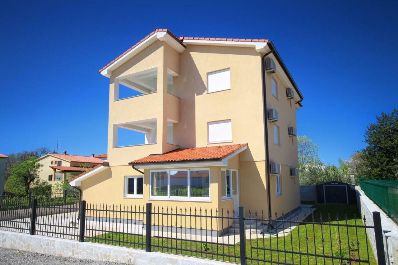 Dragan K1 Hotel Medulin Kültér fotó